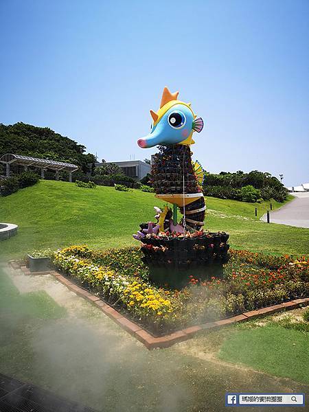 沖繩海洋博公園【沖繩美麗海水族館】親子必遊亞洲最大沖繩黑潮之海-鯨鯊鬼蝠魟/海豚表演秀