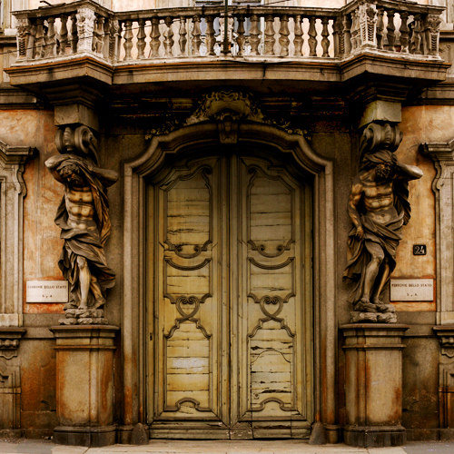 MilanDoorway.jpg MilanDoorway.jpg