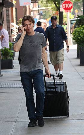 willem-dafoe-and-rimowa-gallery