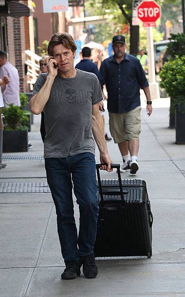 willem-dafoe-and-rimowa-gallery
