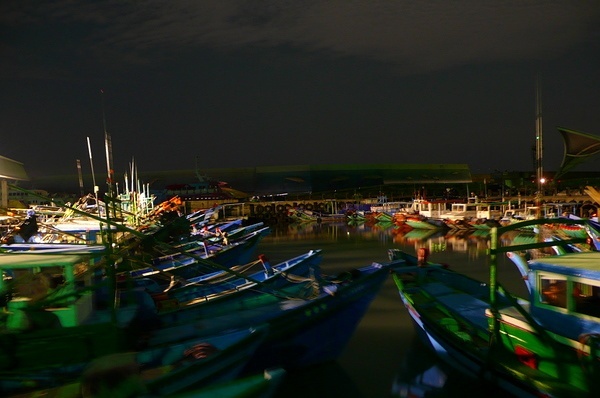 夜晚的富岡漁港