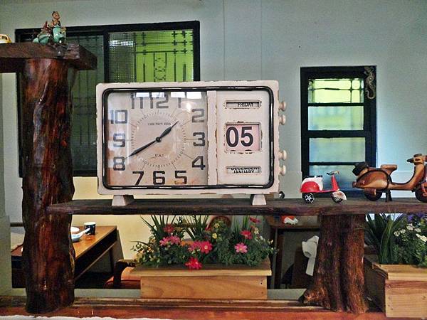 復古造型小鬧鐘.JPG 復古造型小鬧鐘.JPG