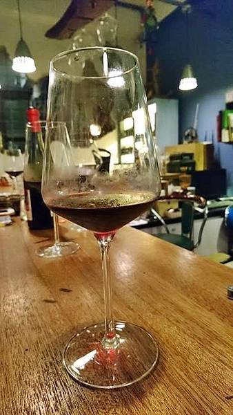 口舍土也方-紅酒人生.jpg 口舍土也方-紅酒人生.jpg