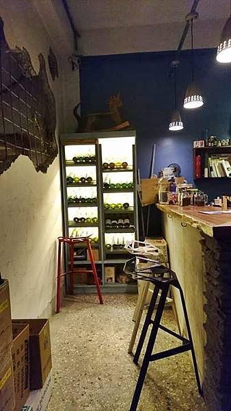 口舍土也方-紅酒冰箱.jpg 口舍土也方-紅酒冰箱.jpg