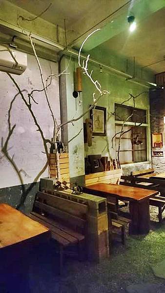 口舍土也方-座位區.jpg 口舍土也方-座位區.jpg