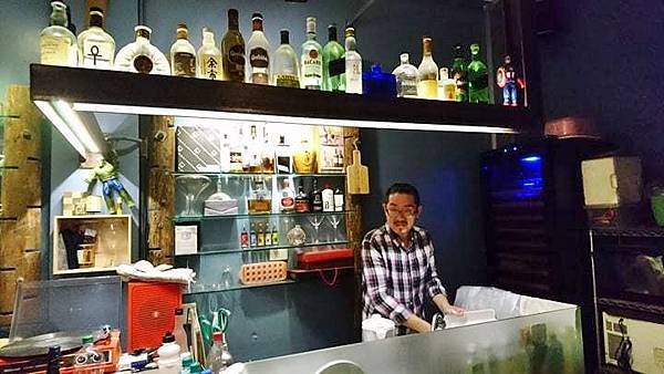 口舍土也方-吧檯.jpg 口舍土也方-吧檯.jpg