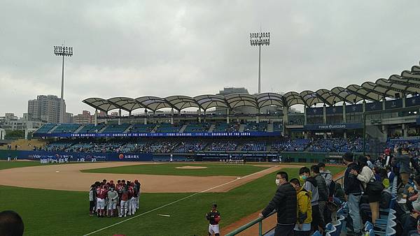 看富邦悍將@新莊棒球場 看富邦悍將@新莊棒球場