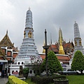 IMG_017高棉風格的佛塔(Phra Asadha Maha Chedi).jpg