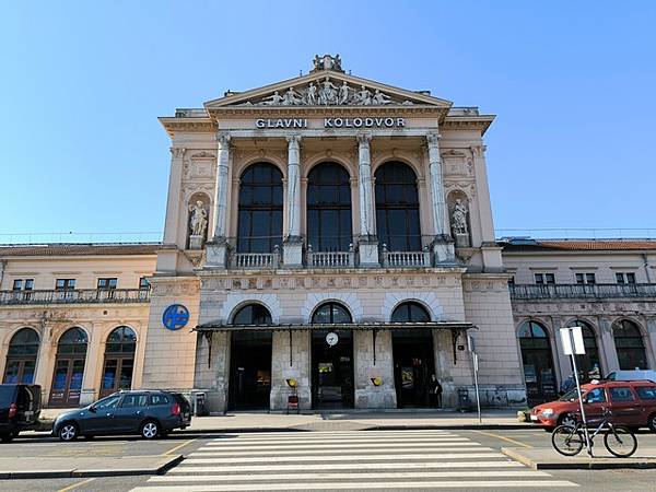 IMG_001薩格勒布火車總站(Zagreb Glavni Kolodvor).jpg