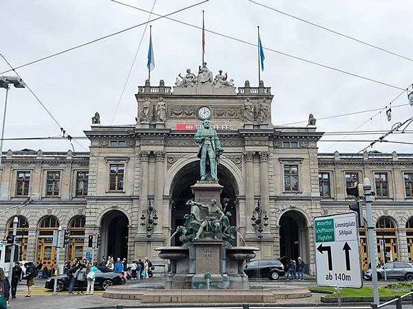 IMG_001蘇黎世中央火車站(Zurich HB).jpg