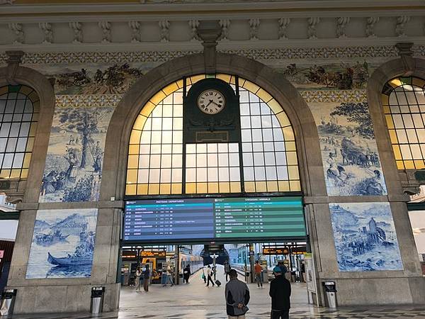 IMG_001聖本篤車站(Porto São Bento).jpg