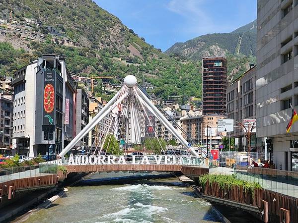 IMG_001安道爾城(Andorra la Vella).jpg