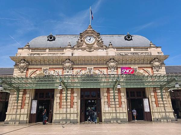 IMG_001尼斯火車站(Gare de Nice-Ville).jpg