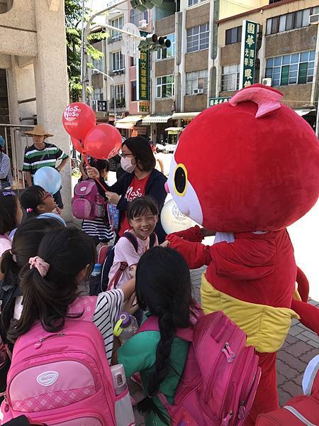 高雄台南屏東妖怪手錶吉胖貓人偶出租 (3).jpg