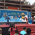 台南平安鹽祭鋼鐵人表演~仿真鋼鐵人迎賓 (5).JPG