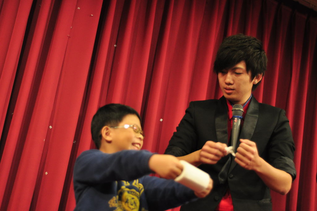 台中榮總急診部尾牙魔術表演 台中榮總急診部尾牙魔術表演