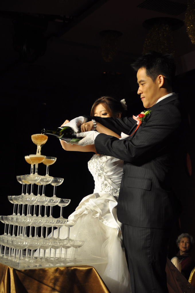 仲威&素晴婚禮魔術表演&小丑表演 仲威&素晴婚禮魔術表演&小丑表演