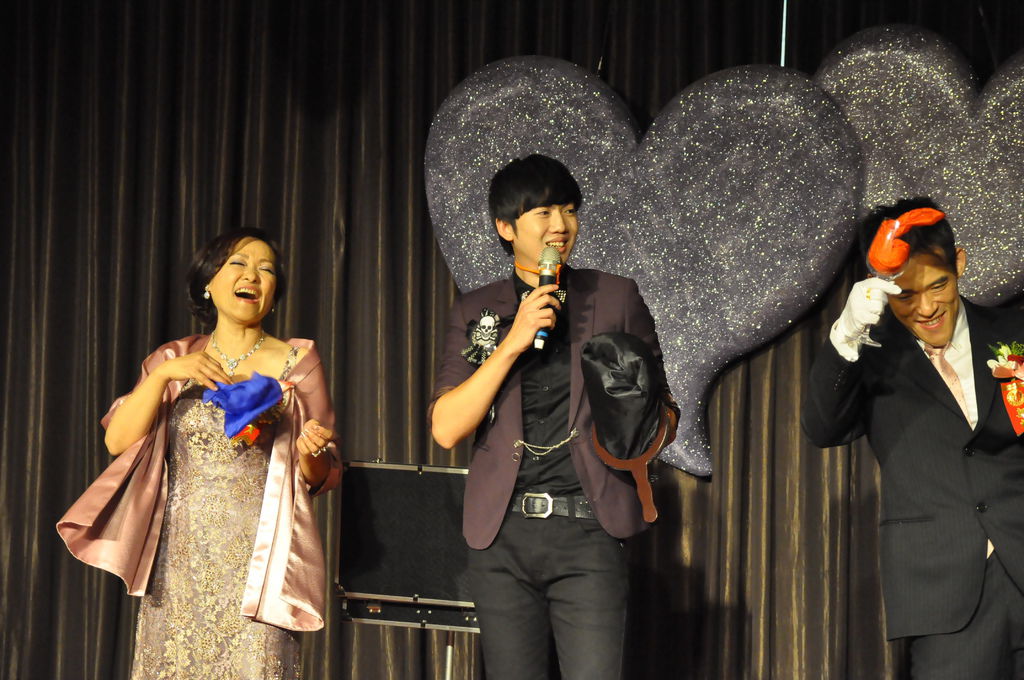 仲威&素晴婚禮魔術表演&小丑表演 仲威&素晴婚禮魔術表演&小丑表演
