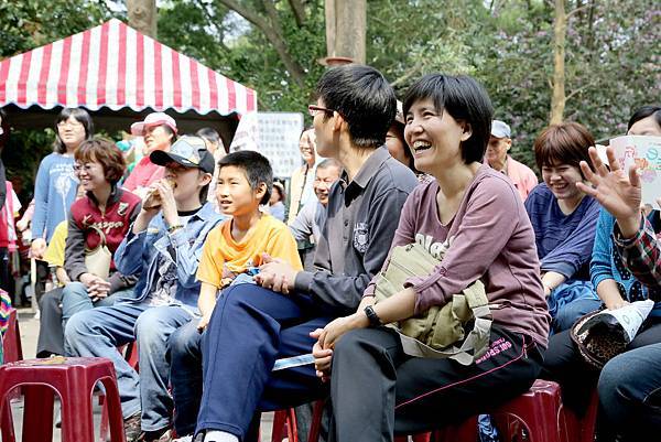 新竹市十八尖山賞花秀魔術表演＆小丑表演