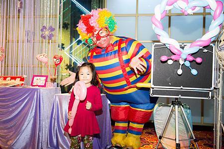 聖耀&孟芳魔幻婚禮喜宴 - 魔術表演&氣球小丑&婚禮主持&婚禮企劃