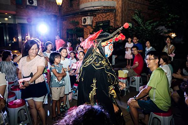 頤和園社區中秋晚宴迎賓小丑、魔術表演、樂團演唱、活動主持、川劇變臉