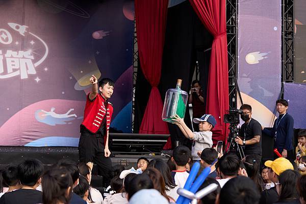 魔幻藝術節魔術表演