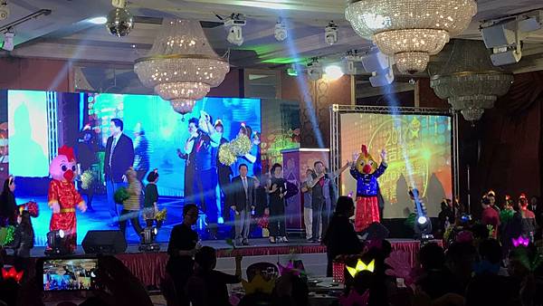 高雄智冠科技春酒主持人2017 (1).jpg 高雄智冠科技春酒主持人2017 (1).jpg