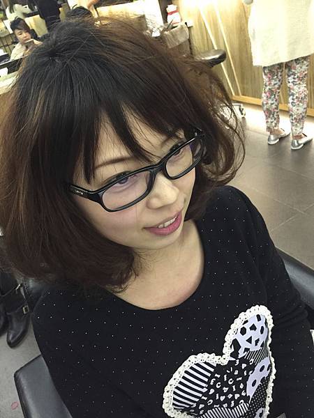 今夏超流行關鍵字髮型#睡不醒頭#