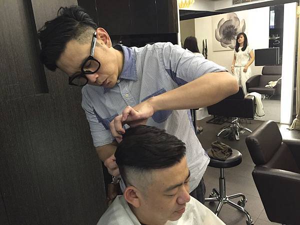 男士龐畢度髮型