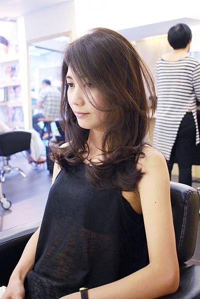 台北東區剪髮染髮小隆作品 台北東區剪髮染髮小隆作品