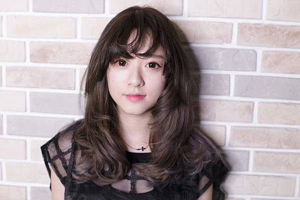 台北剪髪 東區剪髮 台北染髮 東區染髮 台北燙髮 東區燙髮 亞麻灰 漸層染 染髮推薦