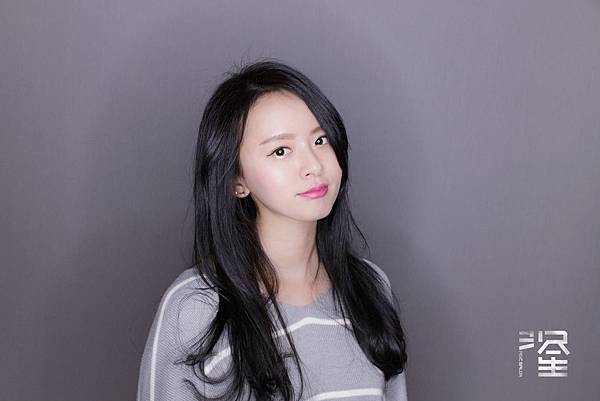 台北剪髪 東區剪髮 台北染髮 東區染髮 台北燙髮 東區燙髮 空氣感 男孩風 墨綠色 剪髮推薦 染髮推薦