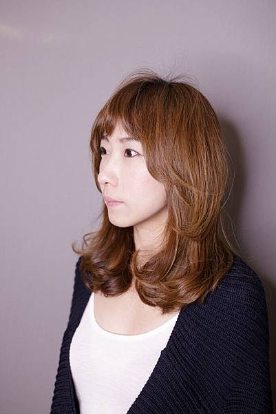 台北剪髪 東區剪髮 台北染髮 東區染髮 台北燙髮 東區燙髮 空氣感 空氣瀏海 甜美風 剪髮推薦 染髮推薦 燙髮推薦 八字型瀏海