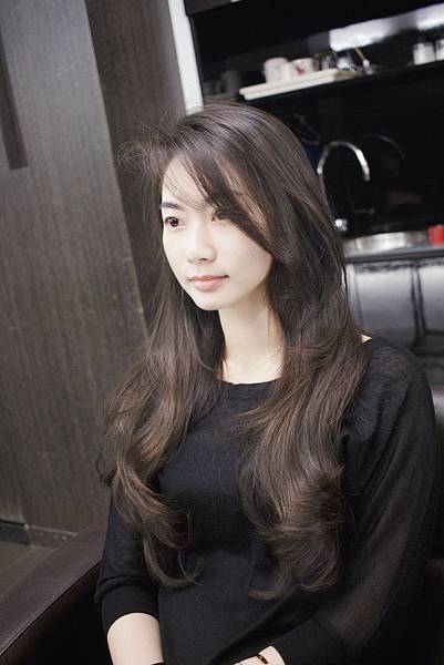 台北剪髪 東區剪髮 台北染髮 東區染髮 台北燙髮 東區燙髮 空氣感 睡不醒頭 隨性風 剪髮推薦 染髮推薦 燙髮推薦 大波浪捲髮 魔髮小隆作品分享