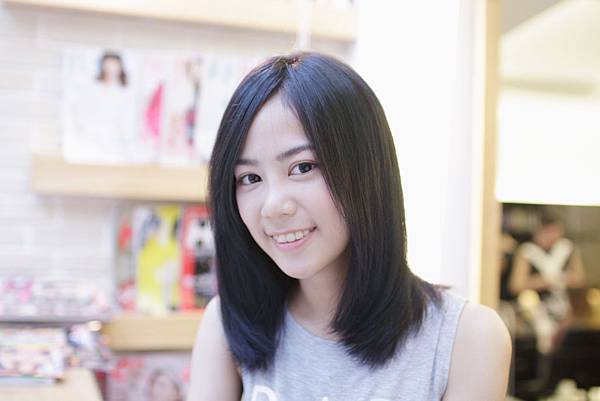 台北剪髪 東區剪髮 台北染髮 東區染髮 台北燙髮 東區燙髮 空氣感 睡不醒頭 甜美風 剪髮推薦 染髮推薦 燙髮推薦 空氣瀏海 睡不醒頭 2016髮型 藍黑色