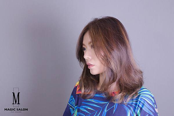 剪髮 高層次剪髮 包包頭 大波浪捲髮 慵懶感 剪髮 高層次剪髮 包包頭 大波浪捲髮 慵懶感