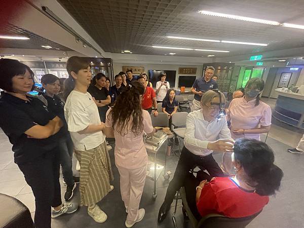 台師大樂活研究所參訪/溫醫師義診 台師大樂活研究所參訪/溫醫師義診