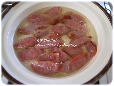香腸砂鍋飯1.JPG 香腸砂鍋飯1.JPG