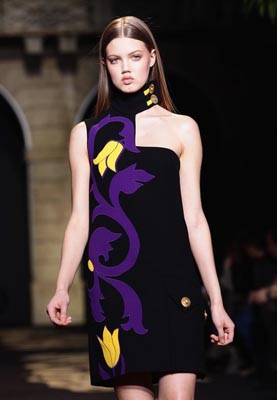 Versace F/W 2011 - Lindsey Wixson