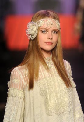 Anna Sui F/W 2011 - Frida Gustavsson