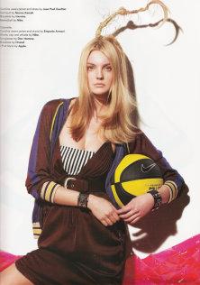 i-D Caroline Trentini