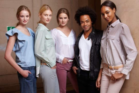 Gap S/S 2011 : Maud Welzen,Patricia van der Vliet,Lisanne De Jong,Patrick Robinson & Jourdan Dunn 