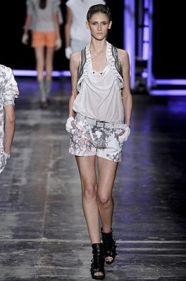 SPFW - Ellus S/S 09/10:Daiane Conterato