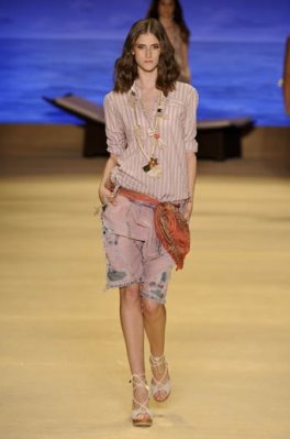 SPFW - Colcci S/S 09/10:Daiane Conterato