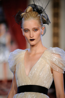 Jason Wu Spring 2010 - Iekeliene Stange