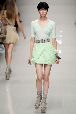 Burberry Prorsum S/S 2010 - Tao Okamoto