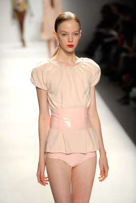 Allude S/S 2010