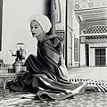 Woman in Moroccan Palace - Lisa Fonssagrives-Penn (1951)