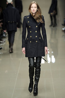 Burberry Prorsum F/W 2010 - Karmen Pedaru