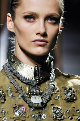 Lanvin S/S 2011 : Karmen Pedaru